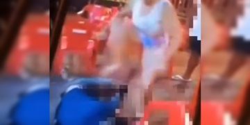 Mulher desce a porrada em homem dentro de bar no DF; polícia apura. Veja vídeo