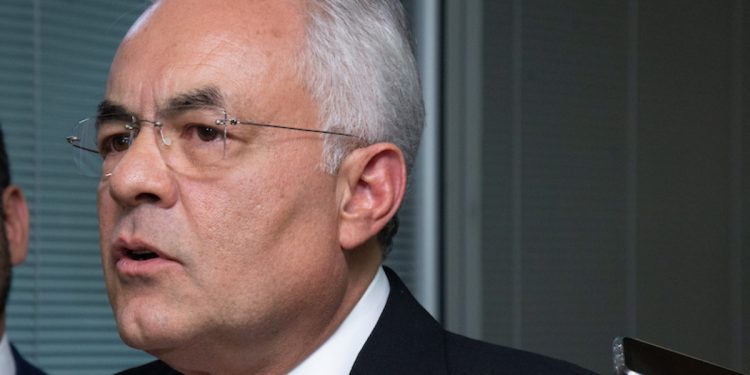 Celina indica Edison Garcia para presidência do Conselho de Administração do BRB