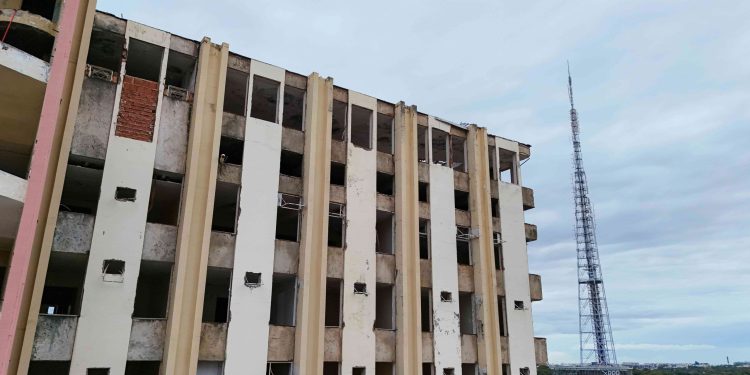 “Palco de vida”: memórias que resistem à implosão do Torre Palace