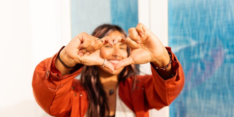 Neurociência explica por que a gratidão melhora a saúde mental
