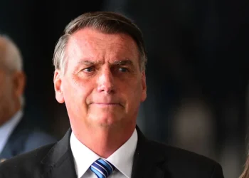Redução de pena: benefício pedido por Bolsonaro atende 3 mil presos no DF