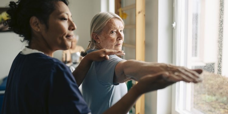 Estudo brasileiro testa nova abordagem para a reabilitação do AVC