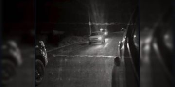 Criminoso com extensa ficha e comparsa são presos com carro furtado