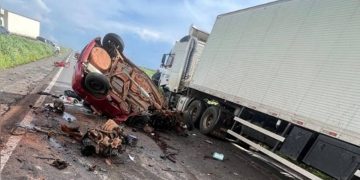 Cinco pessoas da mesma família do DF morrem em grave acidente na Bahia