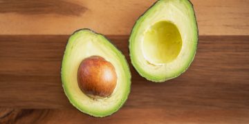 Abacate: nutricionista conta 10 motivos para apostar no superalimento