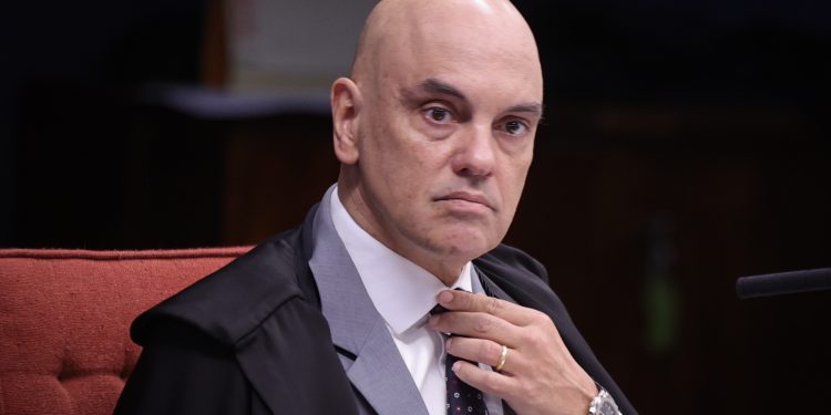 Moraes ordena que família Caiado desocupe região quilombola no Entorno