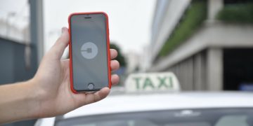 O que você deve fazer para pagar menos no Uber – e aprender no caminho