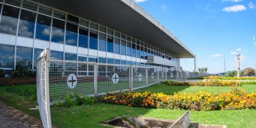 Sexta (2/1) será ponto facultativo no GDF, mas não no governo federal