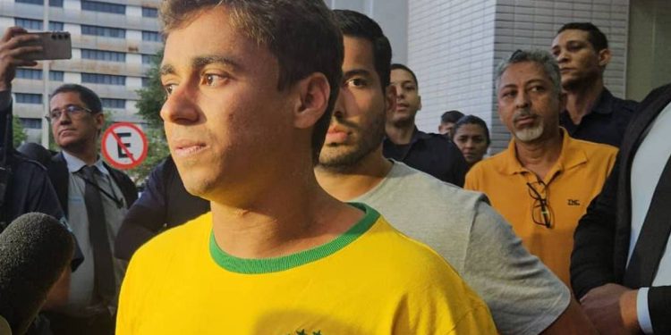 Nikolas diz que tem muita gente orando por manifestantes atingidos por raio. Veja vídeo