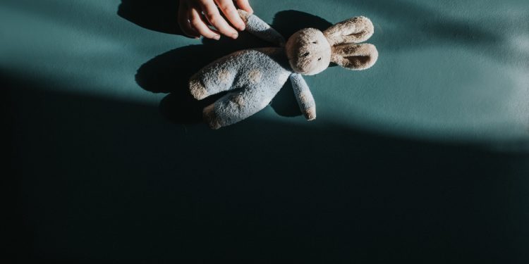 Homem é preso após estuprar menina por 3 anos seguidos no DF. Veja vídeo