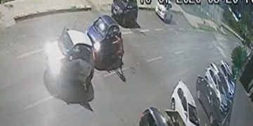 Ladrões interceptam carro e rendem mulheres durante assalto em Águas Claras. Veja vídeo