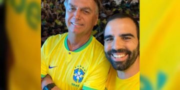 Bolsonaro pede assistência religiosa a deputado que abrigou ex-assessor de Braga Netto