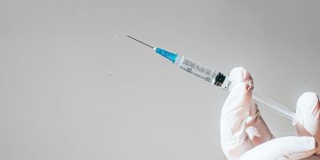 Vacina em teste tem bons resultados na prevenção do câncer de intestino