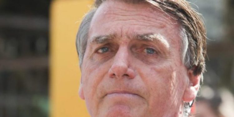 Conselheiro que pediu vistoria de cela de Bolsonaro foi suspenso há 1 mês