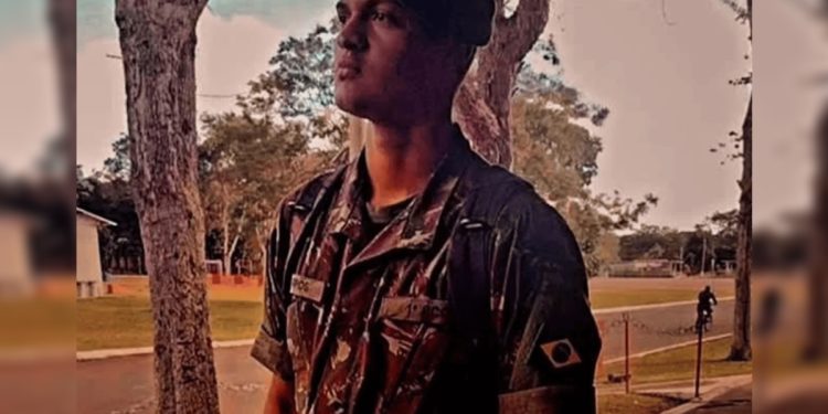 Ex-soldado do Exército que matou cabo vira réu por feminicídio