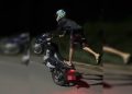 Rachas e manobras perigosas com motos em Pirenópolis viram alvo da PM. Veja vídeo