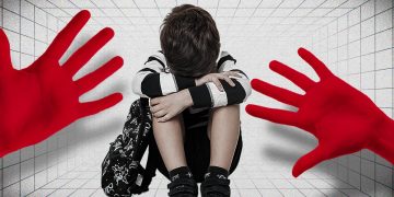 Monitora de creche no DF é indiciada após agredir 18 crianças