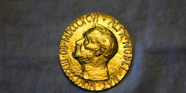 Estudo sobre polilaminina tem chance de ganhar o Prêmio Nobel? Entenda