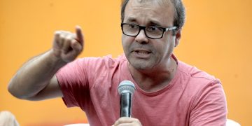 Colonialismo de dados: especialista explica o que querem os donos das big techs