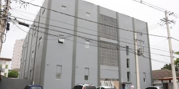 Corte de verba da polícia científica deixa corpos sem refrigeração no IML de Santos