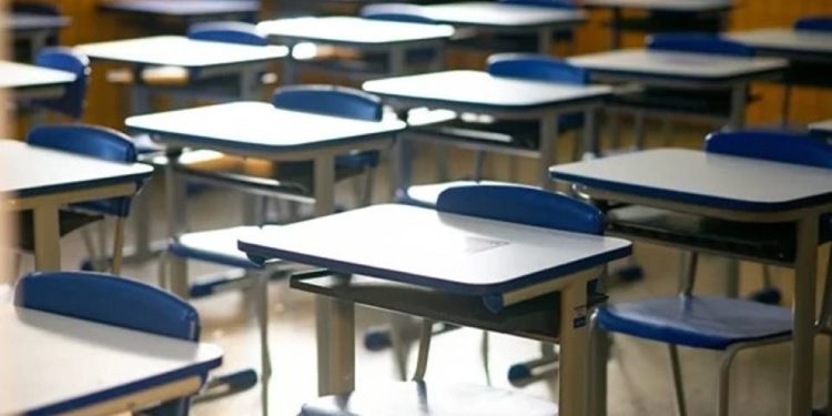 Criança que foi para a UTI depois de cair em escola será indenizada