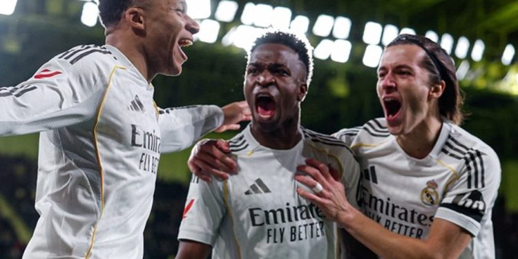 Diretor de ministério aciona embaixada para ver jogo do Real Madrid. Veja print