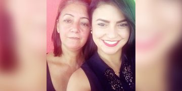 Mulher que matou a mãe por causa de corte de cabelo da filha vira ré. Vídeo