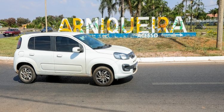 Ibaneis facilita condições para compra de terrenos em Arniqueira. Entenda