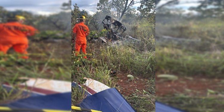 Avião de pequeno porte cai após decolar de aeroporto no Entorno do DF