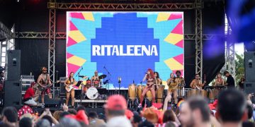 Bloco do Porão anima o público do DF com tributo a Rita Lee. Veja vídeo