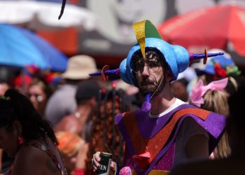 Coisa de Pele e As Leis de Gaga saem no Carnaval do DF nesta terça; confira a programação