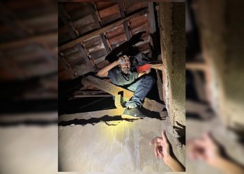 Estuprador de menina de 11 anos é encontrado escondido no telhado da casa da mãe. Veja vídeo