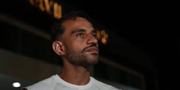 Fábio Felix diz que foi empurrado por PM após se identificar como deputado. Veja vídeo