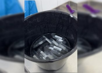 Sem estoque, hospital do DF reutiliza frascos de exame de urina. Veja vídeo