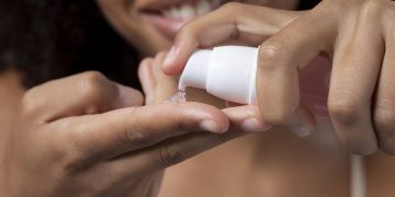 Anvisa proíbe mais de 150 géis íntimos sem registro. Veja lista