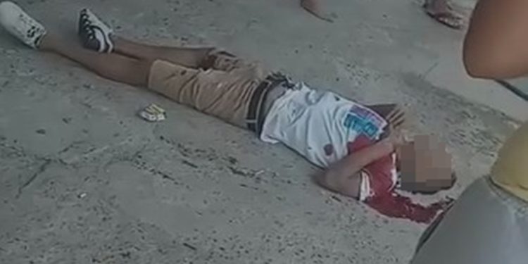 Homem é morto a tiros e pedestre é ferido em ataque perto de comércio