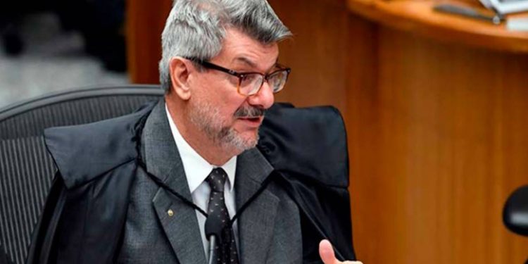 “Gravíssimo ato”: defesa de jovem diz aguardar “rigor” em apuração contra Buzzi por assédio