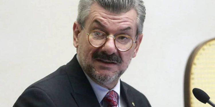 Ministro do STJ Marco Buzzi é acusado de assédio sexual contra jovem de 18 anos