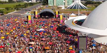 Foragido é preso no Carnaval do DF com uso de reconhecimento facial. Veja vídeo