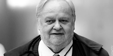 Morre, aos 78 anos, ministro aposentado do STJ Felix Fischer