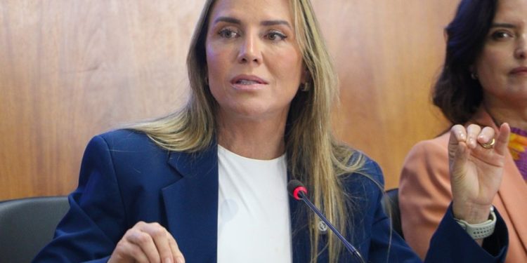 Celina sobre adolescente agredido por piloto no DF: “Sigo na oração”