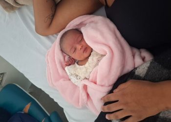Apressadinha, bebê nasce dentro de carro a caminho de hospital no DF