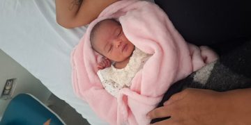 Apressadinha, bebê nasce dentro de carro a caminho de hospital no DF