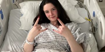 Universitária tem sintomas de tumor cerebral confundidos com estresse