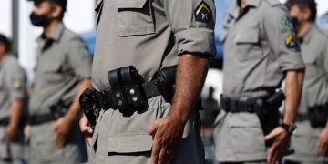 MPE orienta militares de GO a não usarem fardas em propaganda política