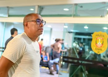 Homem denuncia racismo em Carnaval do DF: “Me chamou de macaco”. Veja vídeo