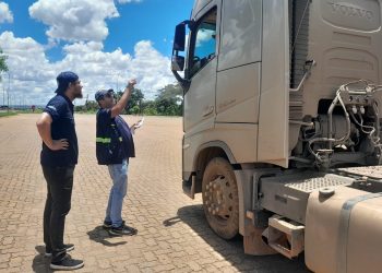 Frango e cerveja: Receita recolhe R$ 6 milhões em mercadorias no DF