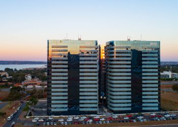 GDF ajusta projeto de lei para capitalização do BRB