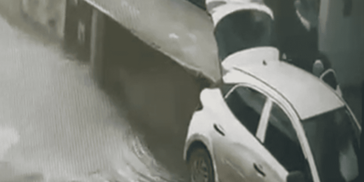 Trio invade mansões no Lago Sul e leva R$ 400 mil em dinheiro e joias