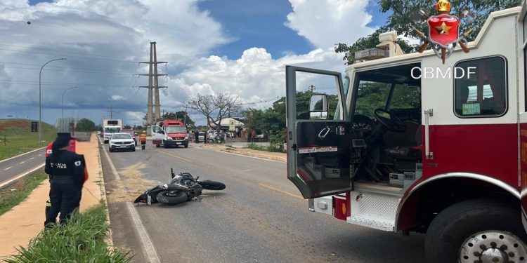Motociclista perde o controle de veículo e morre em rodovia do DF. Veja vídeo